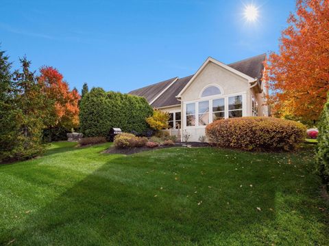 Tiny photo for 210 Tinley Park Circle, Delaware, OH 43015 (MLS # 225042123)