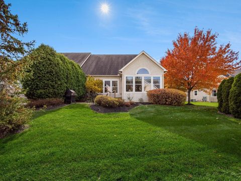 Tiny photo for 210 Tinley Park Circle, Delaware, OH 43015 (MLS # 225042123)