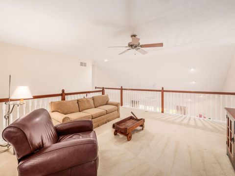 Tiny photo for 210 Tinley Park Circle, Delaware, OH 43015 (MLS # 225042123)