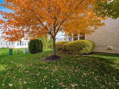 Tiny photo for 210 Tinley Park Circle, Delaware, OH 43015 (MLS # 225042123)