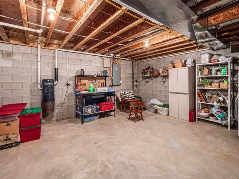 Tiny photo for 210 Tinley Park Circle, Delaware, OH 43015 (MLS # 225042123)