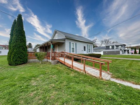Photo of 106 School Street, Bellville, OH 44813 (MLS # 225042090)