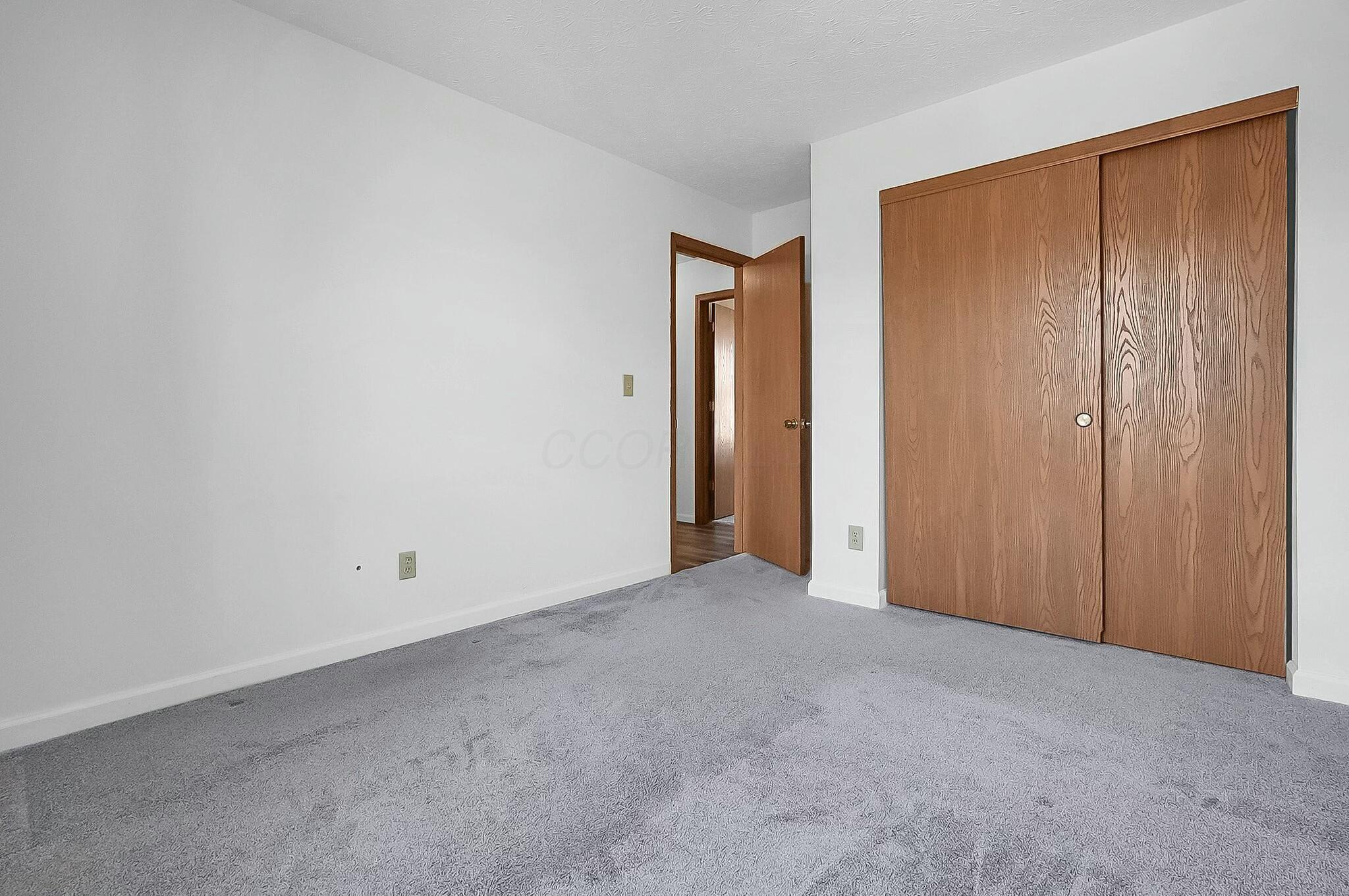 7801 Fairfax Loop Drive, Blacklick, Ohio image 13