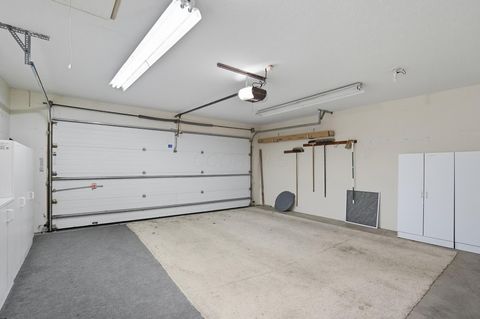 Tiny photo for 66 Abbeycross Lane, Westerville, OH 43082 (MLS # 225037498)