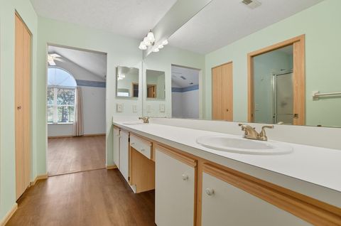 Tiny photo for 66 Abbeycross Lane, Westerville, OH 43082 (MLS # 225037498)
