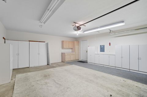 Tiny photo for 66 Abbeycross Lane, Westerville, OH 43082 (MLS # 225037498)
