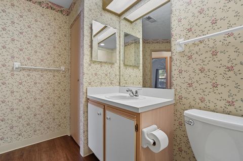 Tiny photo for 66 Abbeycross Lane, Westerville, OH 43082 (MLS # 225037498)