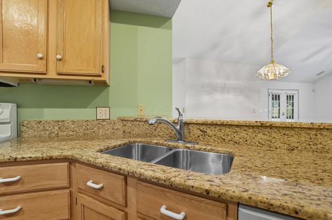 Tiny photo for 66 Abbeycross Lane, Westerville, OH 43082 (MLS # 225037498)
