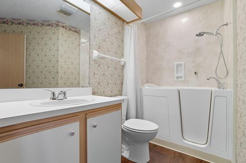 Tiny photo for 66 Abbeycross Lane, Westerville, OH 43082 (MLS # 225037498)