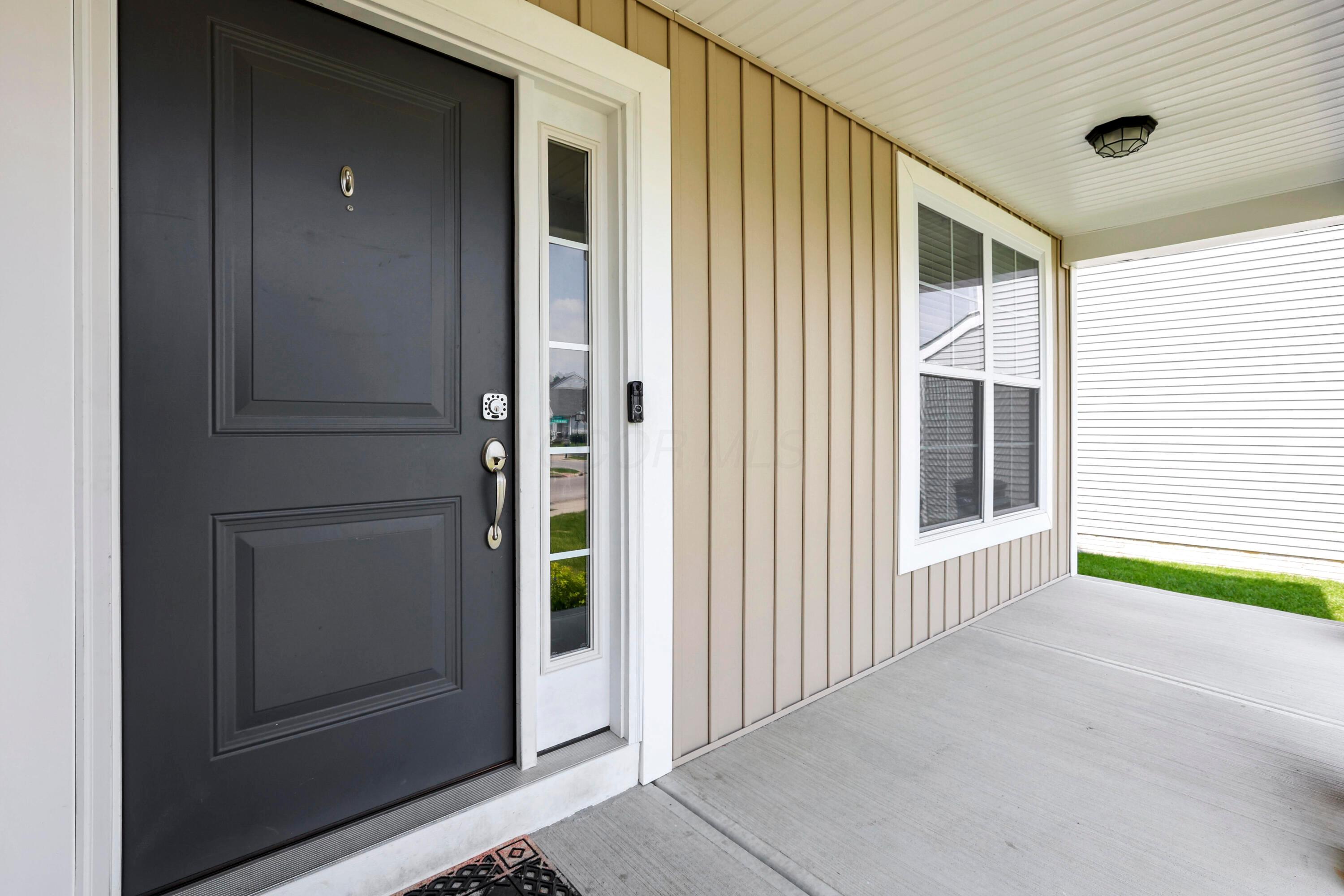 8601 Crooked Maple Drive, Blacklick, Ohio image 3