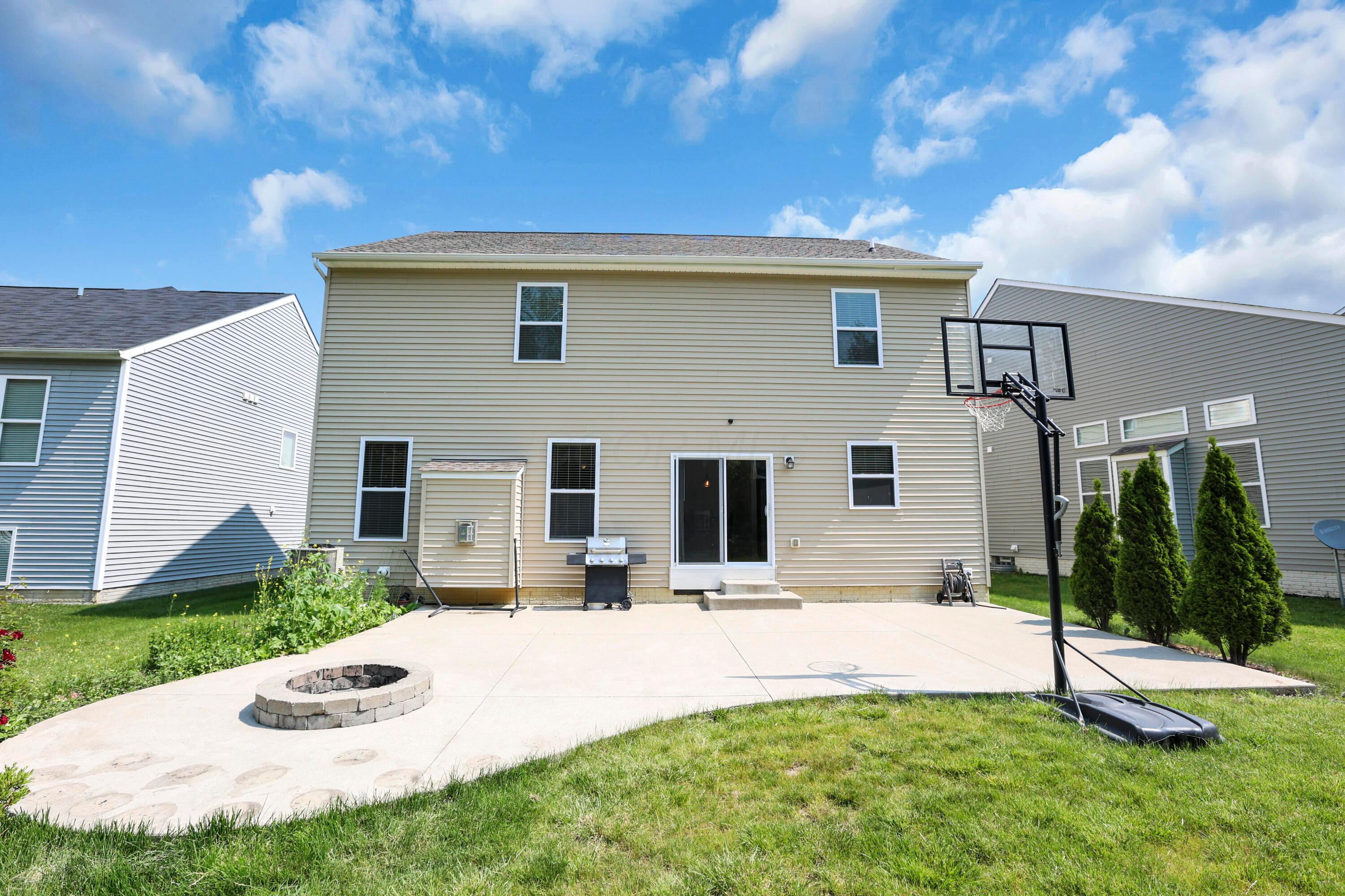 8601 Crooked Maple Drive, Blacklick, Ohio image 23