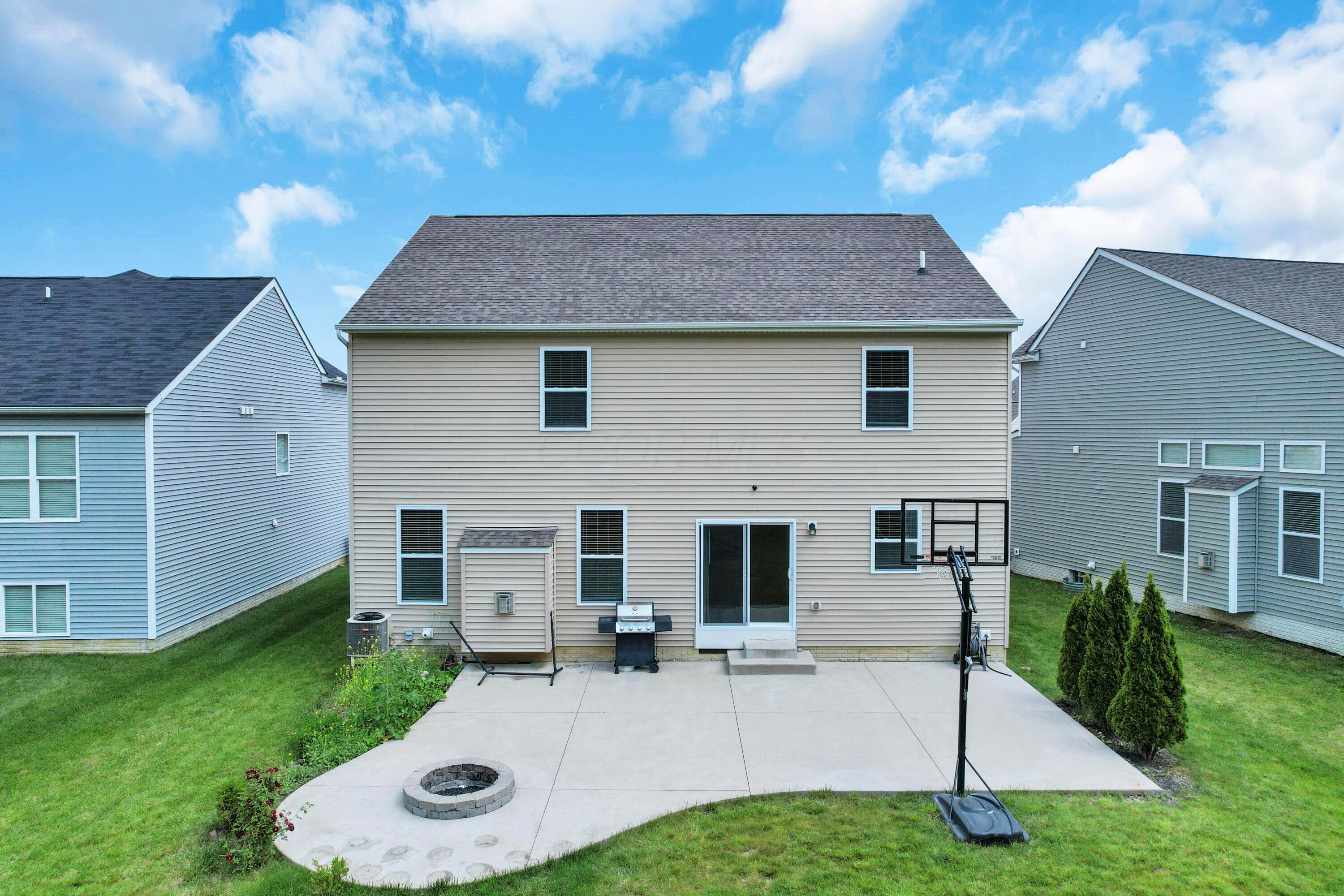 8601 Crooked Maple Drive, Blacklick, Ohio image 25