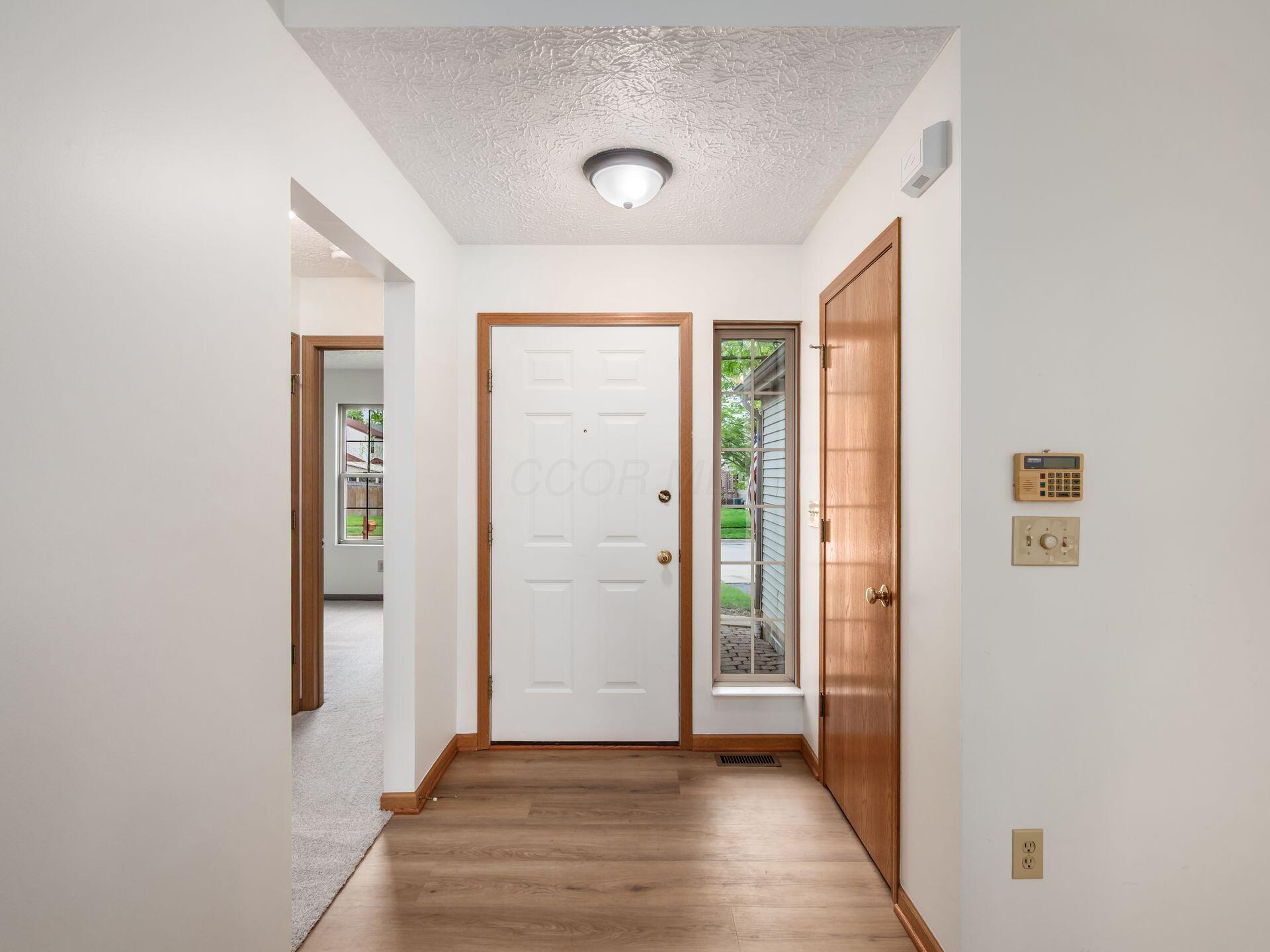 1504 Meadowlark Lane