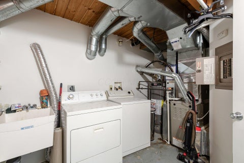 Tiny photo for 743 Worthington Forest Place, Columbus, OH 43229 (MLS # 226023791)