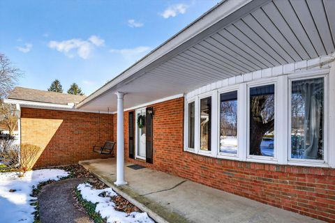 Tiny photo for 710 Hawthorne Drive, Circleville, OH 43113 (MLS # 226004286)