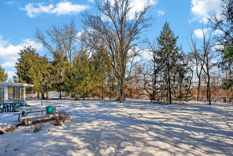 Tiny photo for 710 Hawthorne Drive, Circleville, OH 43113 (MLS # 226004286)