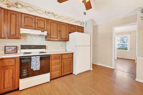 Tiny photo for 710 Hawthorne Drive, Circleville, OH 43113 (MLS # 226004286)