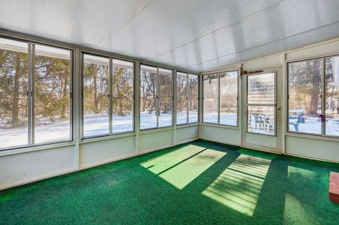 Tiny photo for 710 Hawthorne Drive, Circleville, OH 43113 (MLS # 226004286)