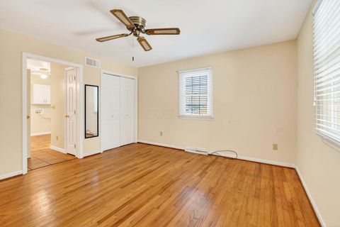 Tiny photo for 710 Hawthorne Drive, Circleville, OH 43113 (MLS # 226004286)