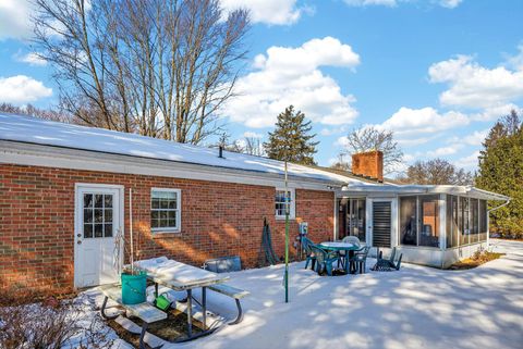 Tiny photo for 710 Hawthorne Drive, Circleville, OH 43113 (MLS # 226004286)