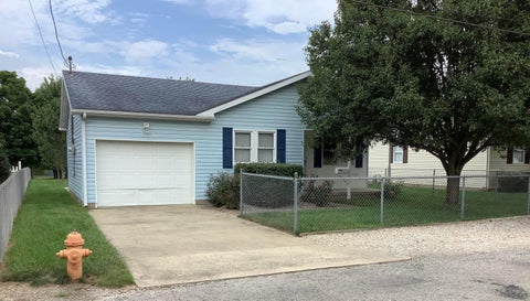 Photo of 104 Highland, Circleville, OH 43113 (MLS # 226033126)