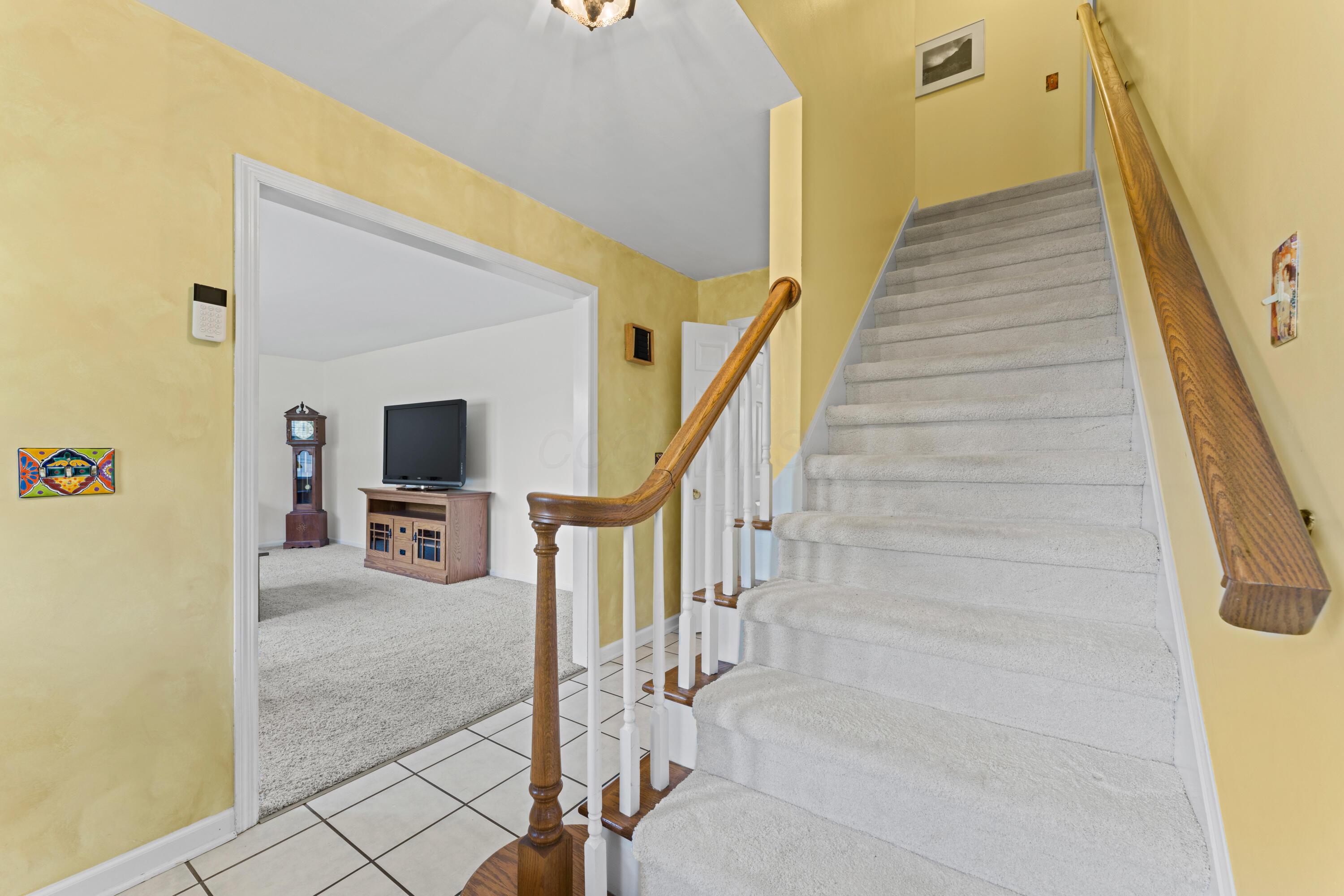 115 Cottswold Drive, Delaware, Ohio image 8