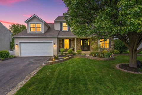 Photo of 1633 Sunflower Street, Lewis Center, OH 43035 (MLS # 226016725)