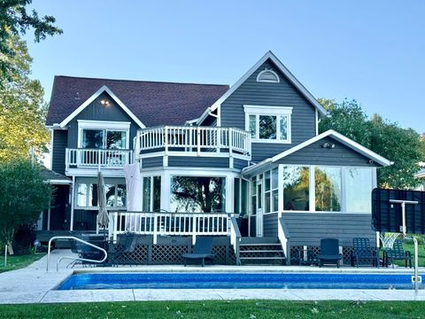Photo of 1405 Chickasaw Drive, London, OH 43140 (MLS # 225038609)