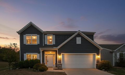 Photo of 5408 Rohden Drive, Canal Winchester, OH 43110 (MLS # 225038312)
