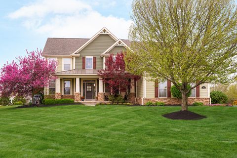 Photo of 4568 Hunters Bend, Powell, OH 43065 (MLS # 226013914)