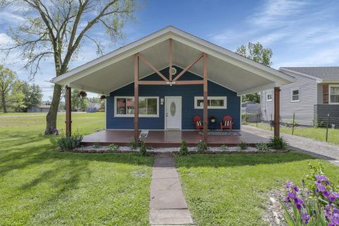 Photo of 1101 Meadow Lane, Columbus, OH 43207 (MLS # 226014491)