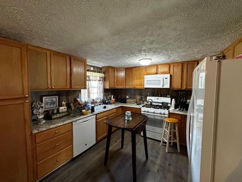 Tiny photo for 7035 Green Road, Hillsboro, OH 45133 (MLS # 225037740)