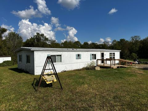 Tiny photo for 7035 Green Road, Hillsboro, OH 45133 (MLS # 225037740)