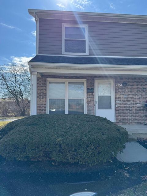 Photo of 2951-2963 Southwest Boulevard, Grove City, OH 43123 (MLS # 226011353)