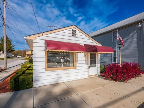 Photo of 111 W Columbus Street, Pleasantville, OH 43148 (MLS # 225044734)