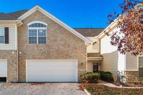 Photo of 5185 Vinings Boulevard 5185B #5185B, Dublin, OH 43016 (MLS # 225043277)