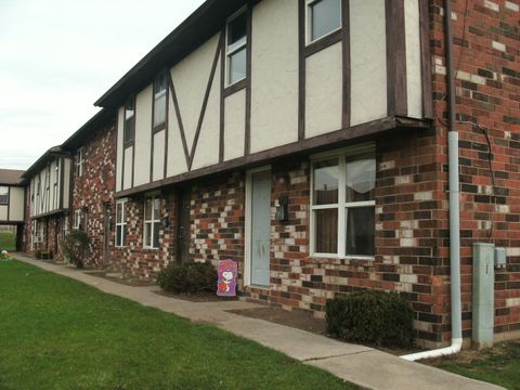 Photo of 5268 Brandenberry Drive 5264 #5264, Columbus, OH 43228 (MLS # 226013920)