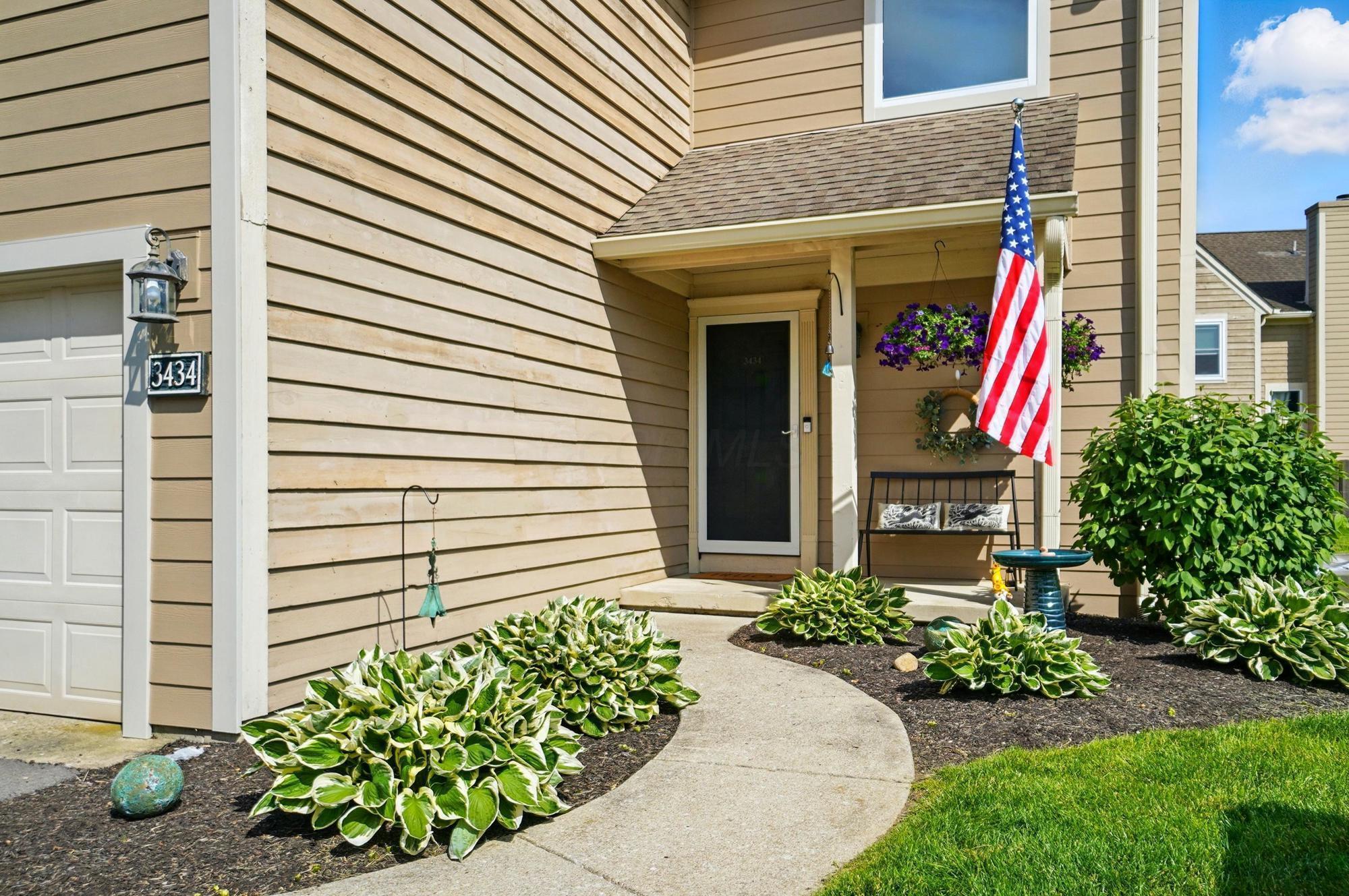 3434 Smileys Corner Dr, Hilliard, Ohio image 2