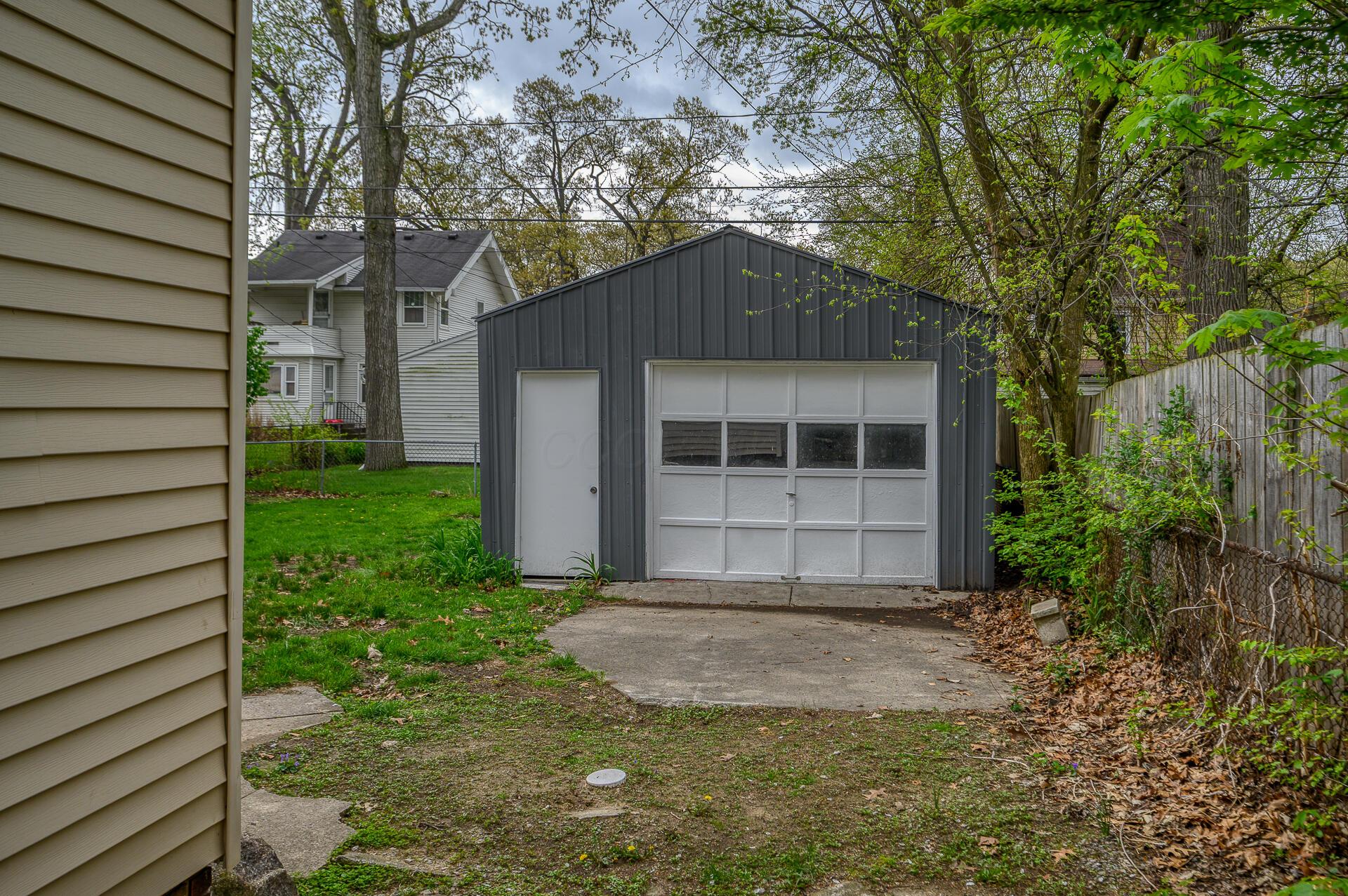 2513 Georgetown Avenue, Toledo, Ohio image 6