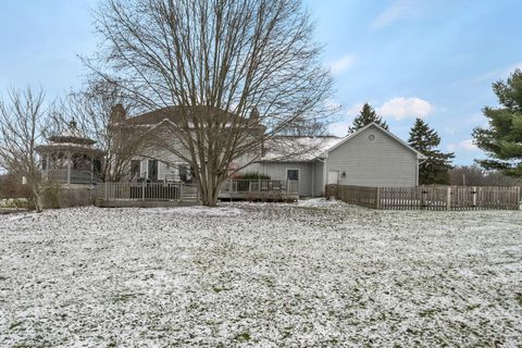 Tiny photo for 2600 Lancaster Road SW, Granville, OH 43023 (MLS # 226000921)