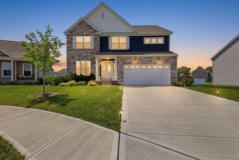 Photo of 206 Topaz Court, Delaware, OH 43015 (MLS # 226018067)