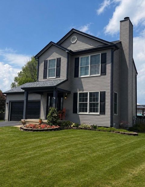 Photo of 1563 Mallard Circle W, Newark, OH 43055 (MLS # 226024751)