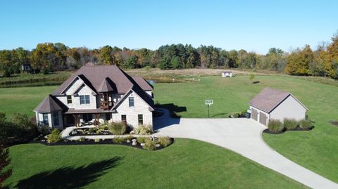 Photo of 9526 State Route 314, Mansfield, OH 44904 (MLS # 226001855)