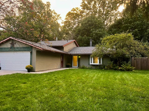 Photo of 1201 Addison Drive, Reynoldsburg, OH 43068 (MLS # 226035842)
