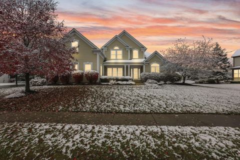 Photo of 8730 Swisher Creek Crossing, New Albany, OH 43054 (MLS # 225042659)