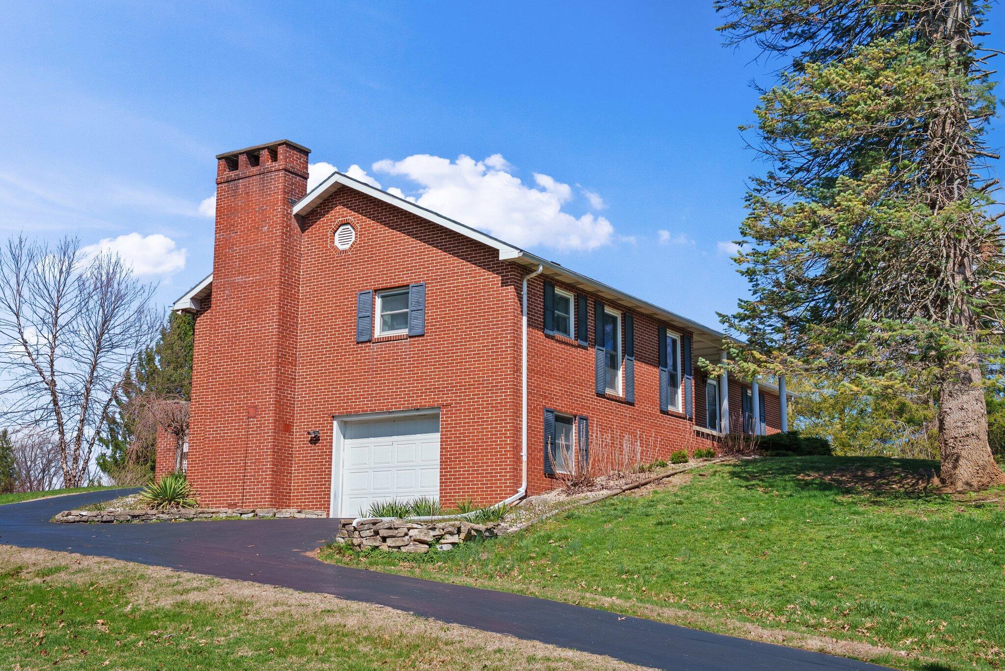 20493 State Route 104, Chillicothe, Ohio image 3