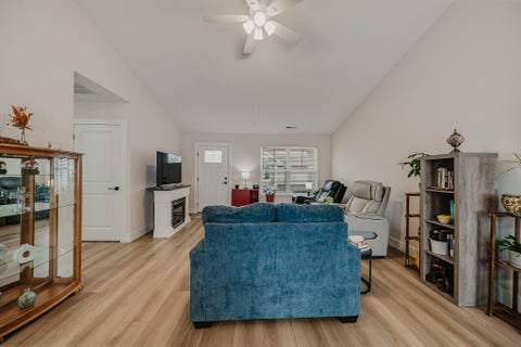 Tiny photo for 212 Cumberland Meadows Circle, Hebron, OH 43025 (MLS # 226034524)