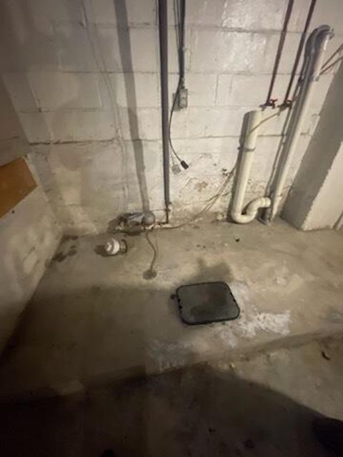 Tiny photo for 1046 Bellows Avenue, Columbus, OH 43223 (MLS # 226002853)