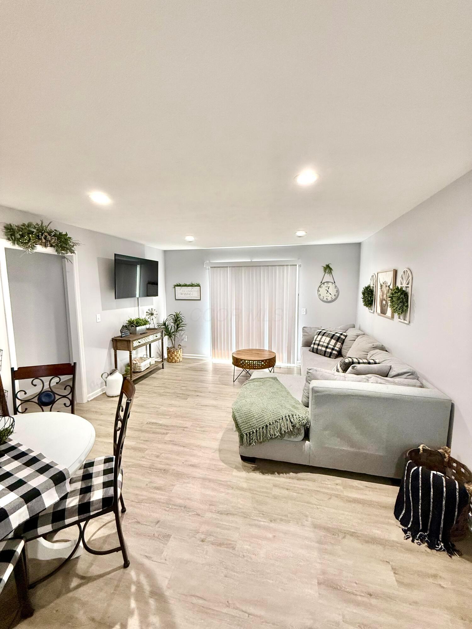 2275 N Cable Road 164