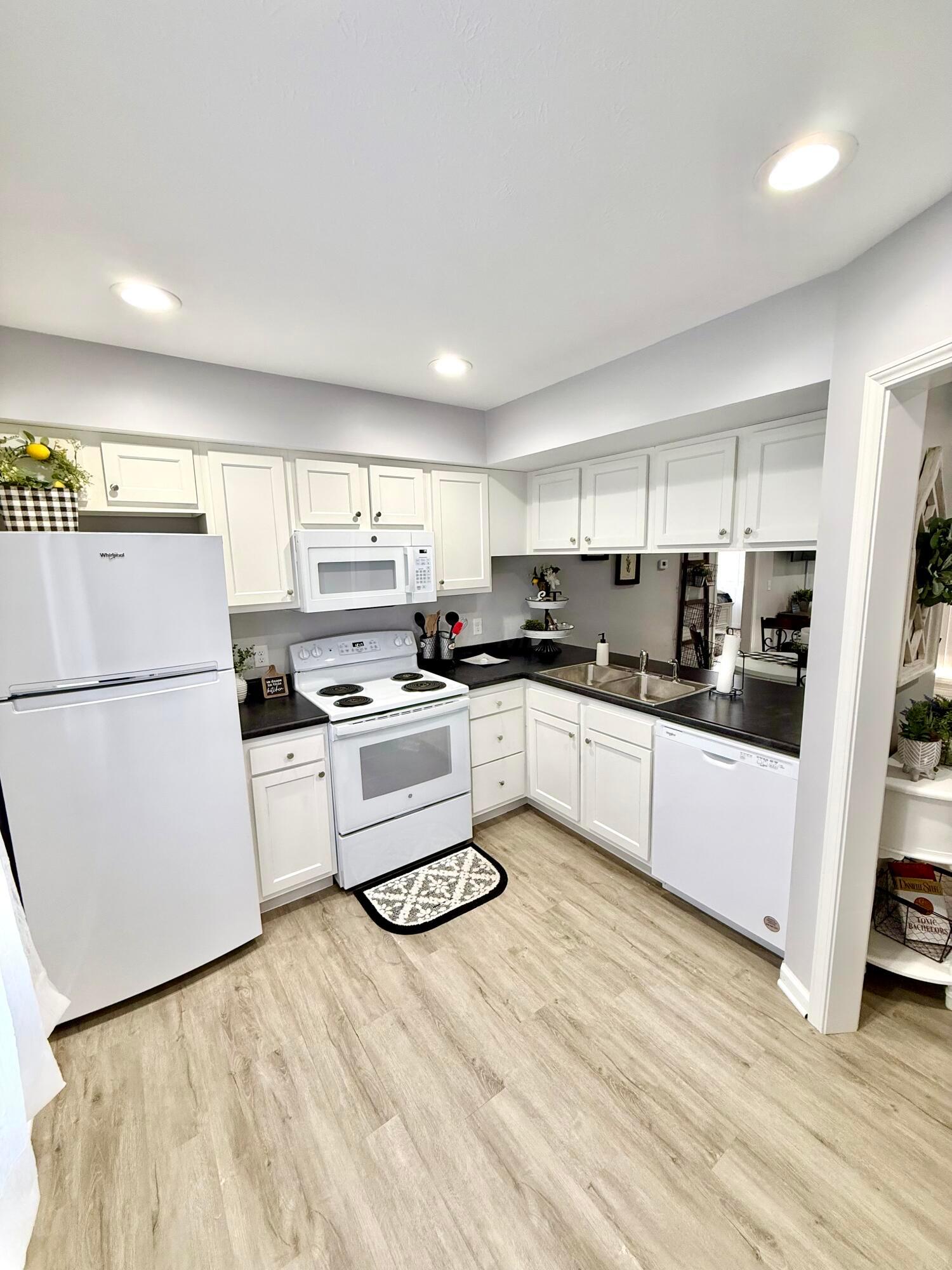 2275 N Cable Road 164